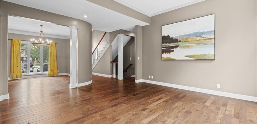 5812 MANOR Lane, Parkville, MO 64152