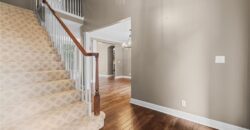 5812 MANOR Lane, Parkville, MO 64152