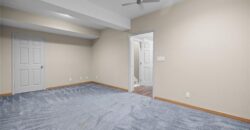 5812 MANOR Lane, Parkville, MO 64152