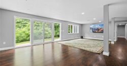 5812 MANOR Lane, Parkville, MO 64152