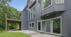 5812 MANOR Lane, Parkville, MO 64152