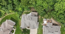 5812 MANOR Lane, Parkville, MO 64152