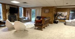 6736 NW Monticello Terrace, Parkville, MO 64152