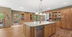 14535 NW 63rd Street, Parkville, MO 64152
