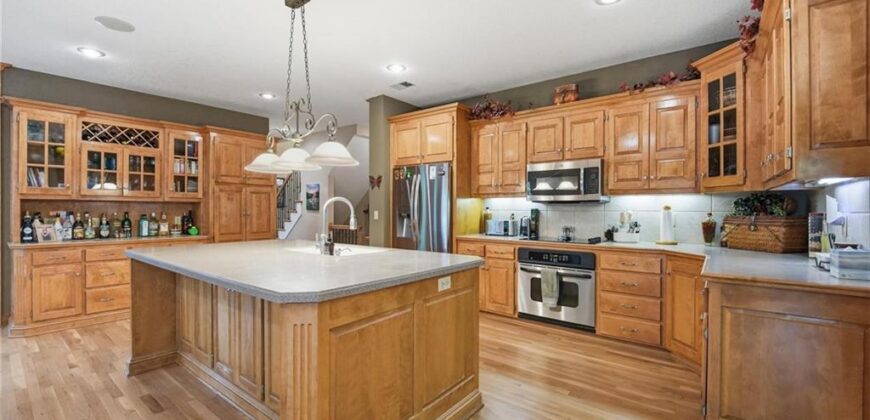 14535 NW 63rd Street, Parkville, MO 64152