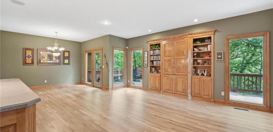 14535 NW 63rd Street, Parkville, MO 64152