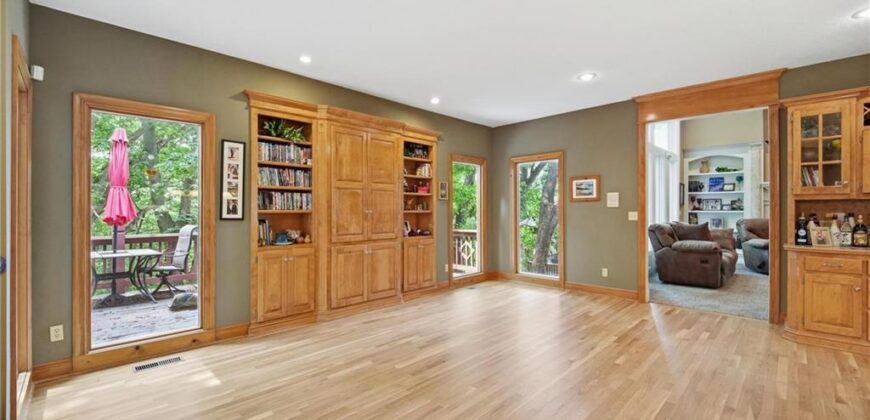 14535 NW 63rd Street, Parkville, MO 64152