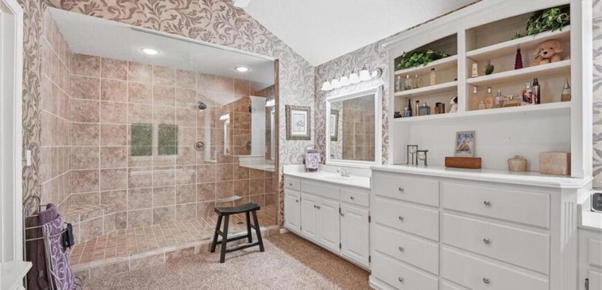 14535 NW 63rd Street, Parkville, MO 64152