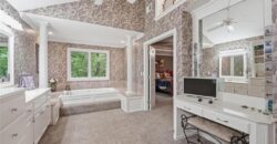 14535 NW 63rd Street, Parkville, MO 64152
