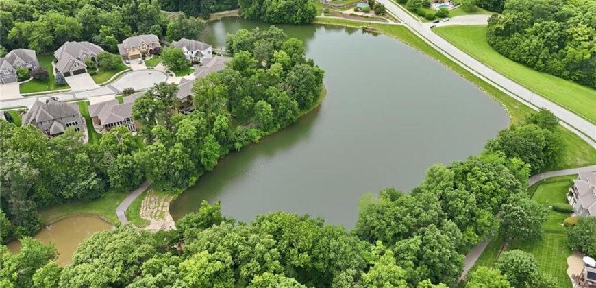 14535 NW 63rd Street, Parkville, MO 64152