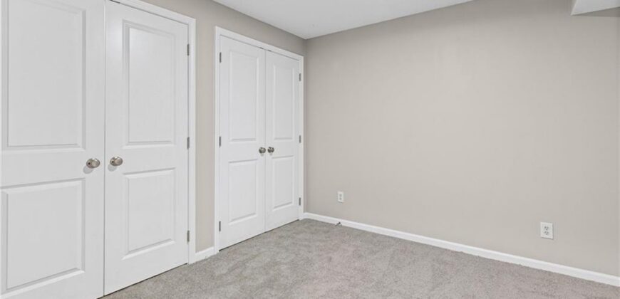 1605 High Drive, Liberty, MO 64068