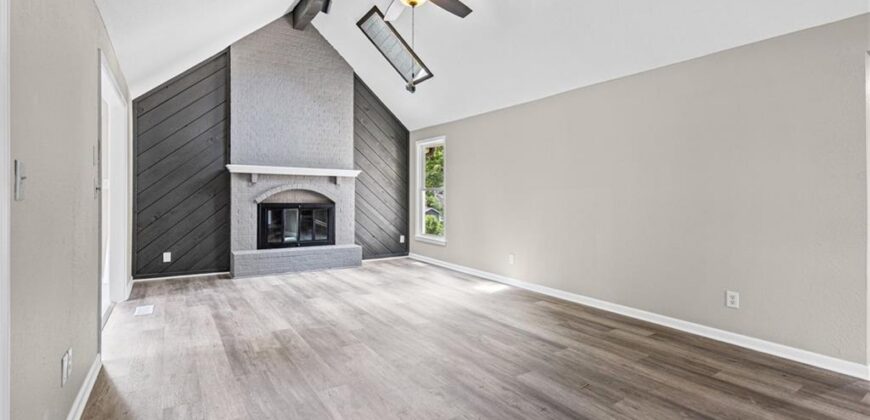1605 High Drive, Liberty, MO 64068