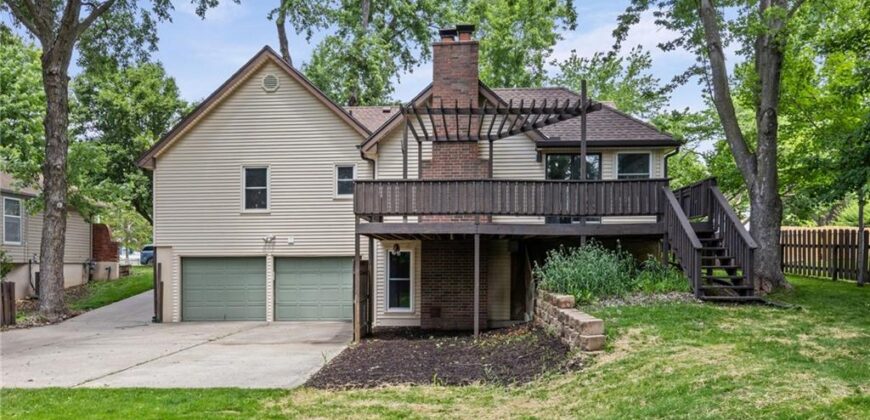 1605 High Drive, Liberty, MO 64068
