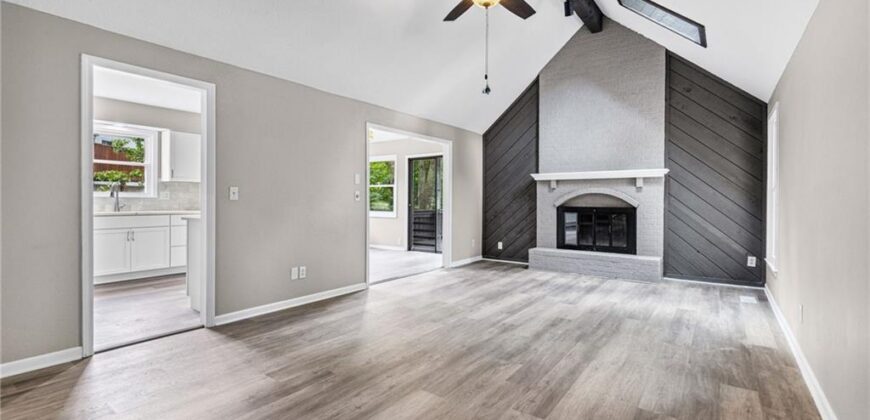 1605 High Drive, Liberty, MO 64068