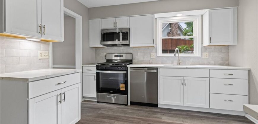1605 High Drive, Liberty, MO 64068