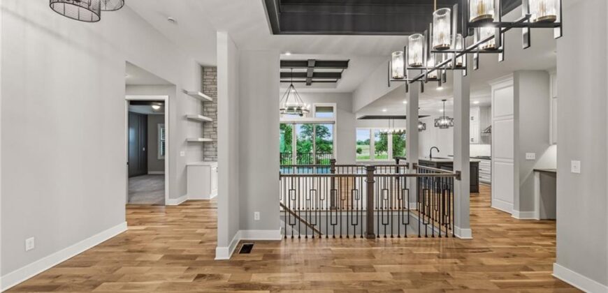 10139 N Kansas Court, Kansas City, MO 64155