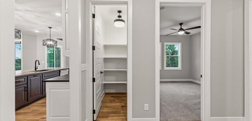 10139 N Kansas Court, Kansas City, MO 64155