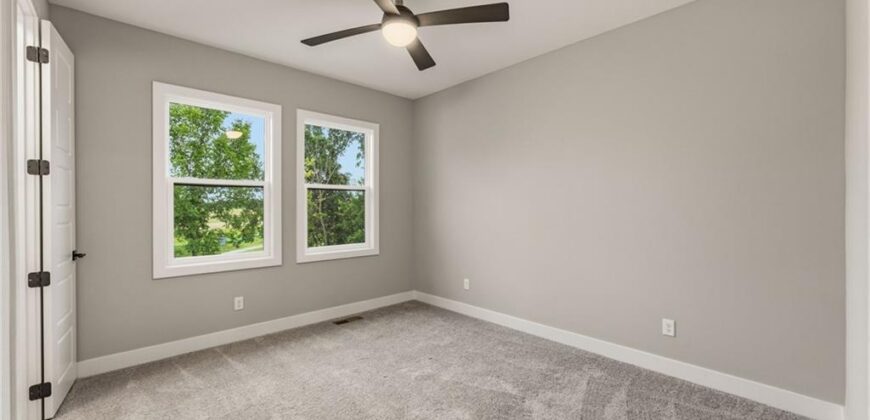 10139 N Kansas Court, Kansas City, MO 64155