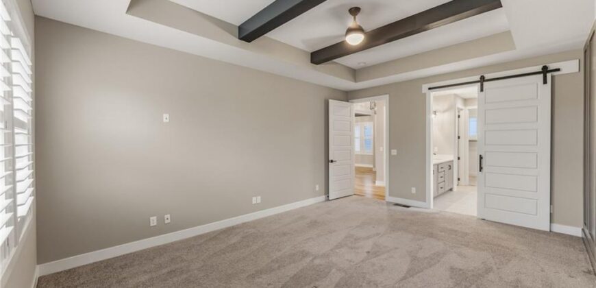 10139 N Kansas Court, Kansas City, MO 64155