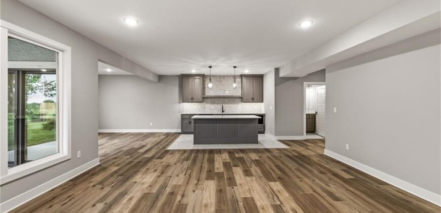 10139 N Kansas Court, Kansas City, MO 64155