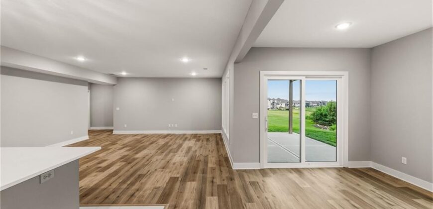 10139 N Kansas Court, Kansas City, MO 64155