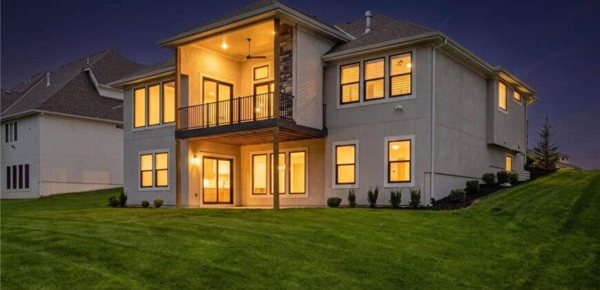 10139 N Kansas Court, Kansas City, MO 64155