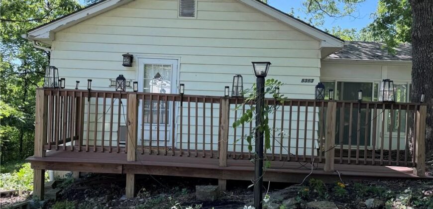 5363 NW Wagon Trail, Houston Lake, MO 64151