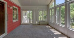 5363 NW Wagon Trail, Houston Lake, MO 64151