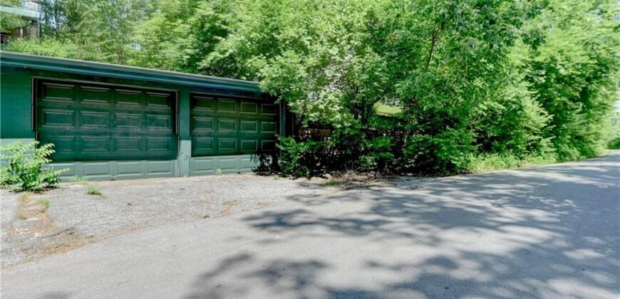 5363 NW Wagon Trail, Houston Lake, MO 64151