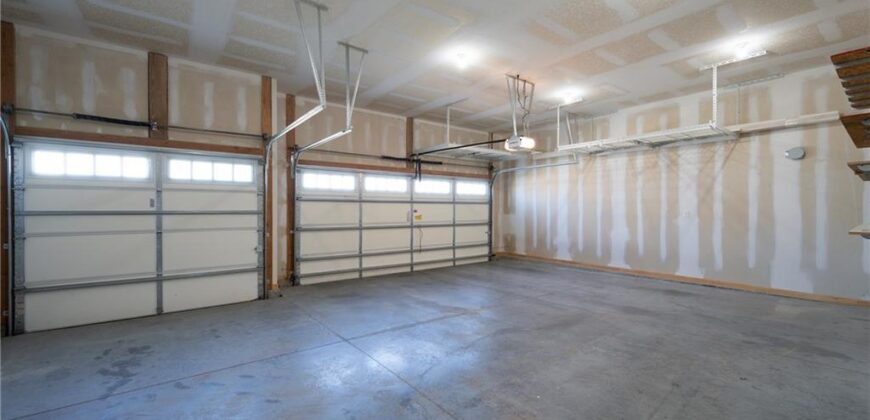 13275 N Silver Ridge Drive, Platte City, MO 64079