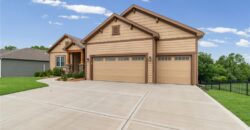 13275 N Silver Ridge Drive, Platte City, MO 64079