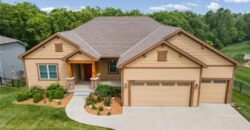 13275 N Silver Ridge Drive, Platte City, MO 64079