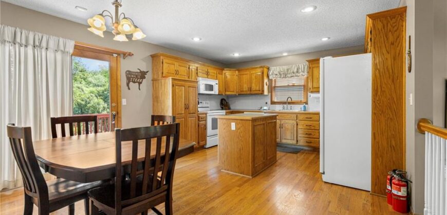 1202 Aspen Drive, Smithville, MO 64089