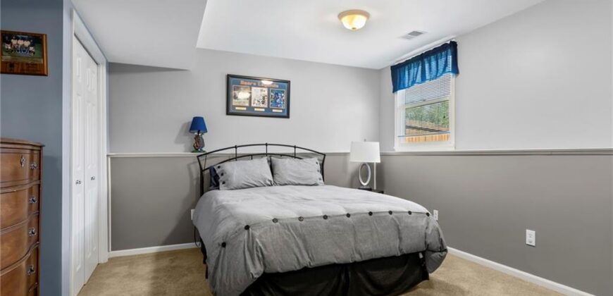 1202 Aspen Drive, Smithville, MO 64089