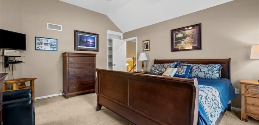 1202 Aspen Drive, Smithville, MO 64089