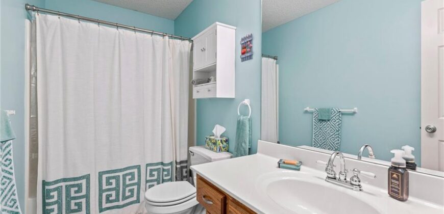 1202 Aspen Drive, Smithville, MO 64089