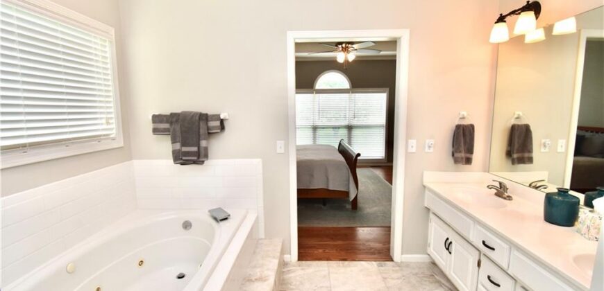 1 Timber Creek Drive, Platte City, MO 64079