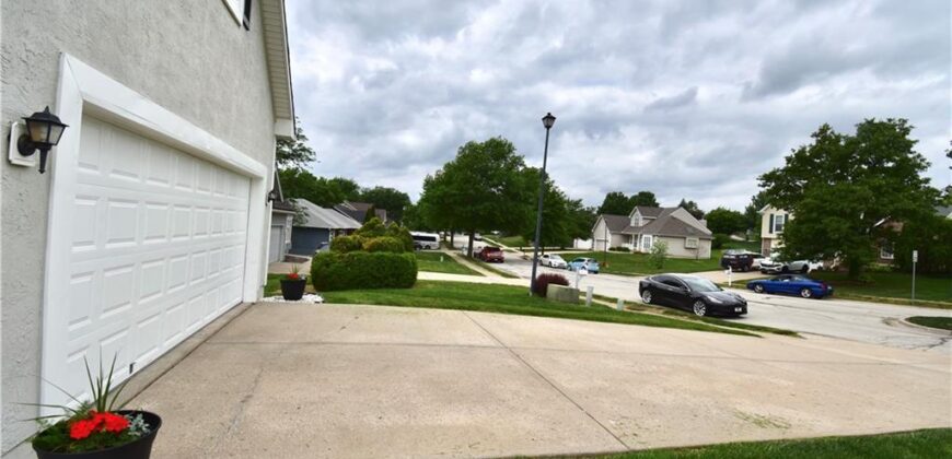 1 Timber Creek Drive, Platte City, MO 64079
