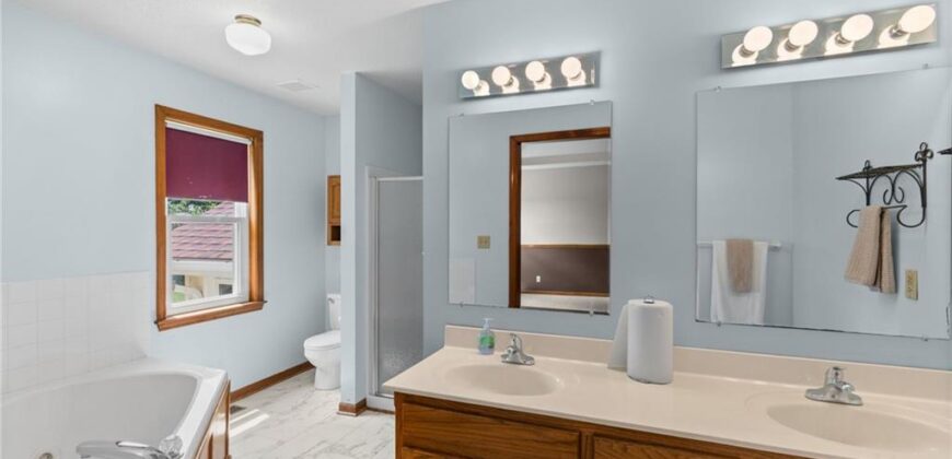 20023 NE 138th Street, Kearney, MO 64060