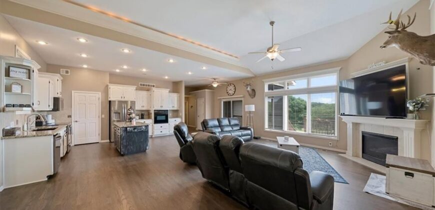 17715 Elm Grove Road, Platte City, MO 64079