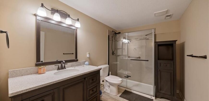17715 Elm Grove Road, Platte City, MO 64079