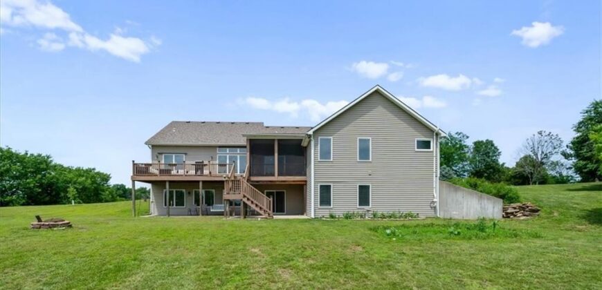 17715 Elm Grove Road, Platte City, MO 64079