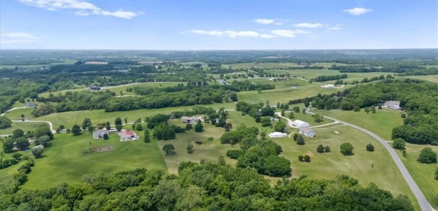 17715 Elm Grove Road, Platte City, MO 64079