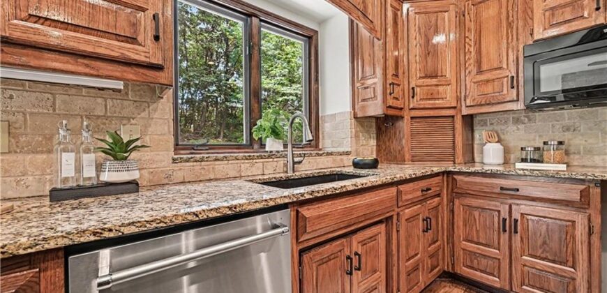 5500 NW 62nd Street, Kansas City, MO 64151