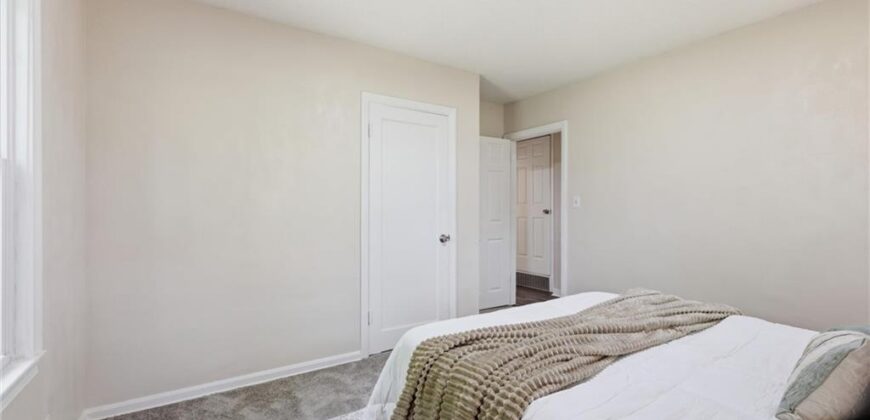 2 NE 70th Terrace, Kansas City, MO 64118
