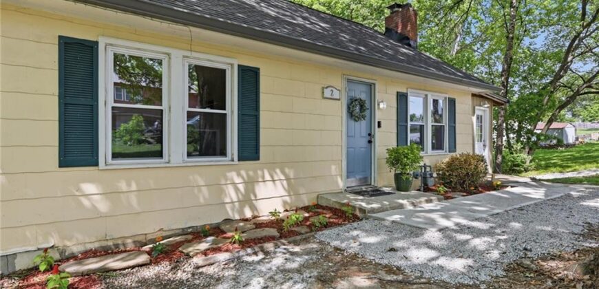 2 NE 70th Terrace, Kansas City, MO 64118