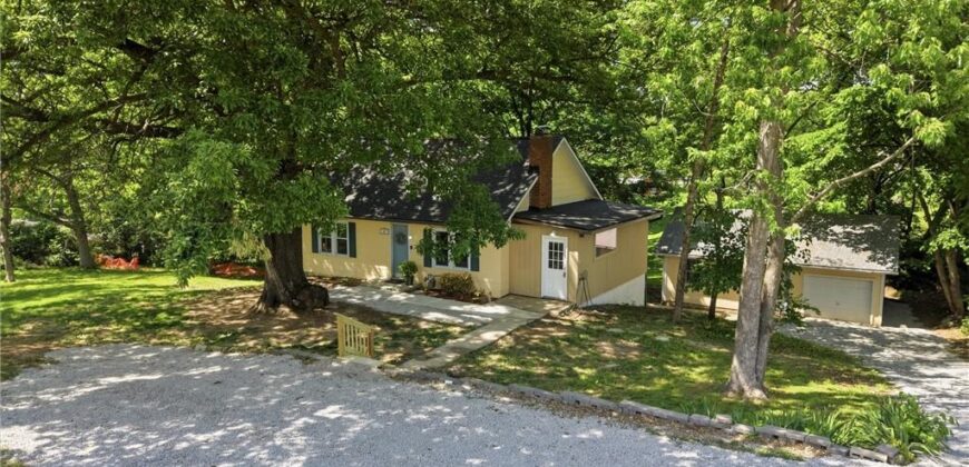 2 NE 70th Terrace, Kansas City, MO 64118
