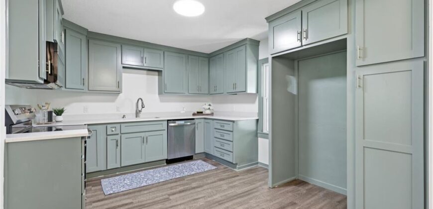 2 NE 70th Terrace, Kansas City, MO 64118