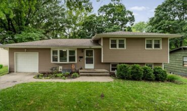 4910 N Spruce Avenue, Kansas City, MO 64119