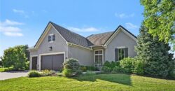 8245 Westlake Drive, Parkville, MO 64152